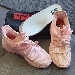 Stylish Pink Women's Sneakers